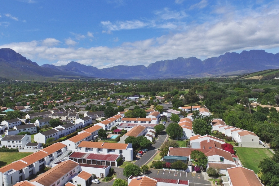 To Let 2 Bedroom Property for Rent in Kalamunda Western Cape